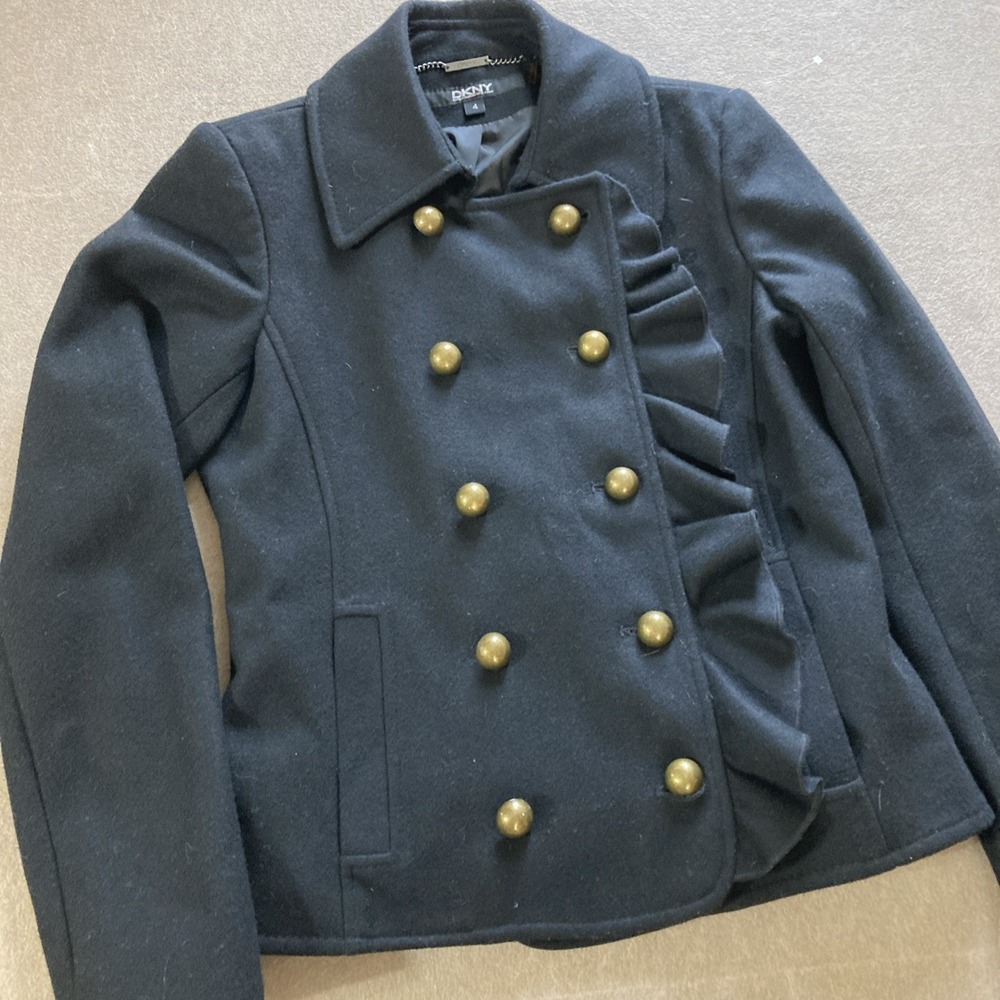 DKNY Wool Blend Pea Coat Sz 4 Black Ruffle Whimsy Goth Stadium Jacket Military - Picture 4 of 8